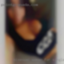 Bisexual woman for singles fuck buddy from Neosho MO.